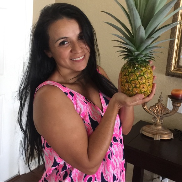 Meet your Posher, Claudia - Picture 1 of 2